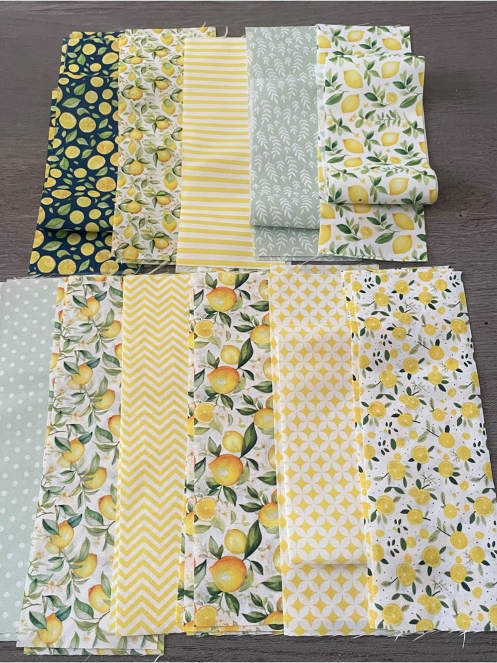 Lemon Print Scrap Fabric Bundle - Yellow & Green Citrus Mix